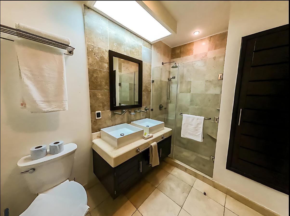Faro 201 Beachfront Apartment With Ocean View, Close To 5Th Av Playa del Carmen Eksteriør billede